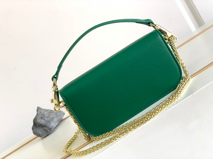 Green cowhide handbag-M8008