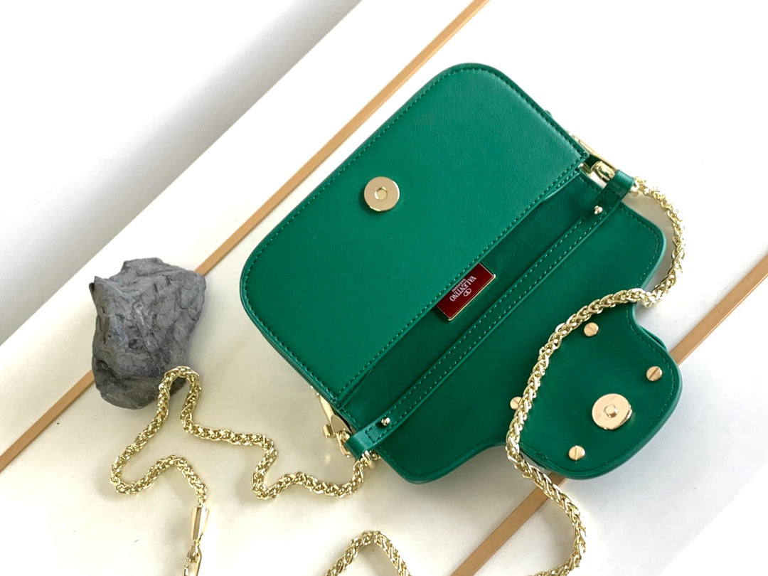 Green cowhide handbag-M8008