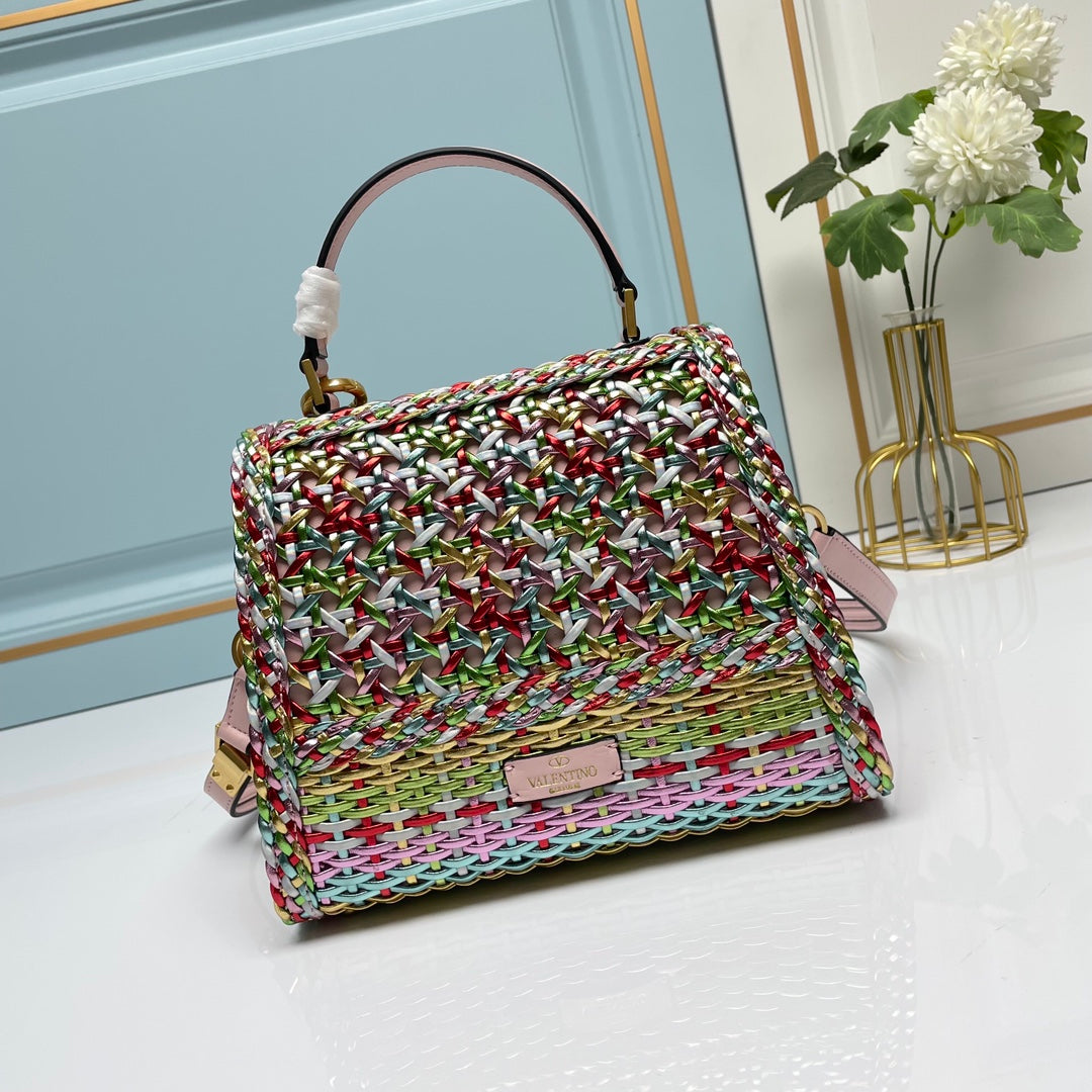 5 Colors Hand-Woven Handbags