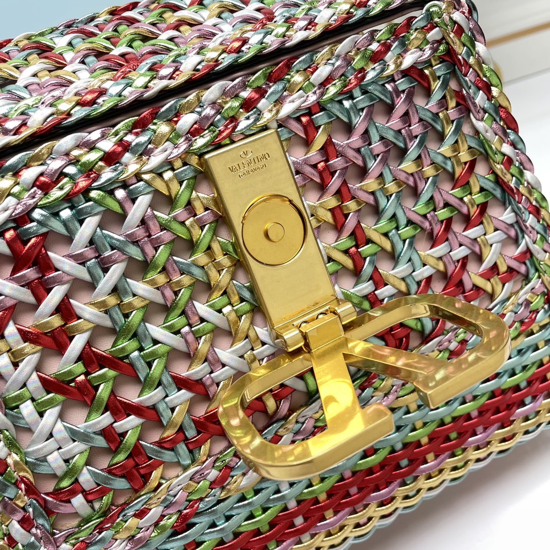 5 Colors Hand-Woven Handbags