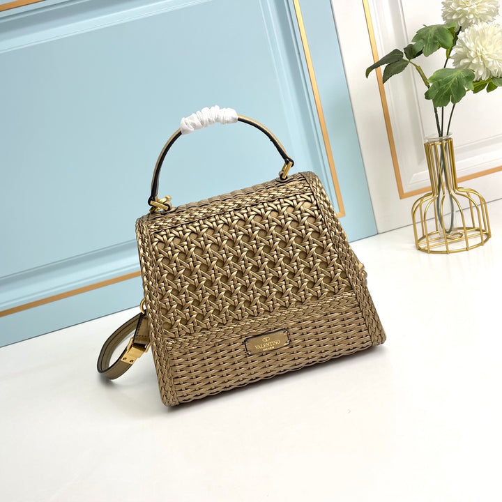 5 Colors Hand-Woven Handbags