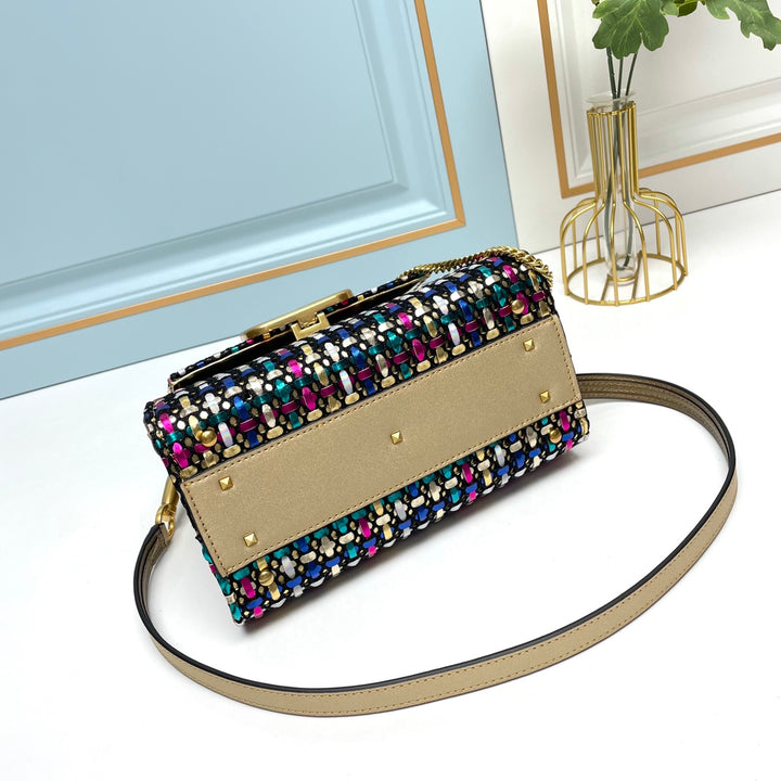 5 Colors Hand-Woven Handbags