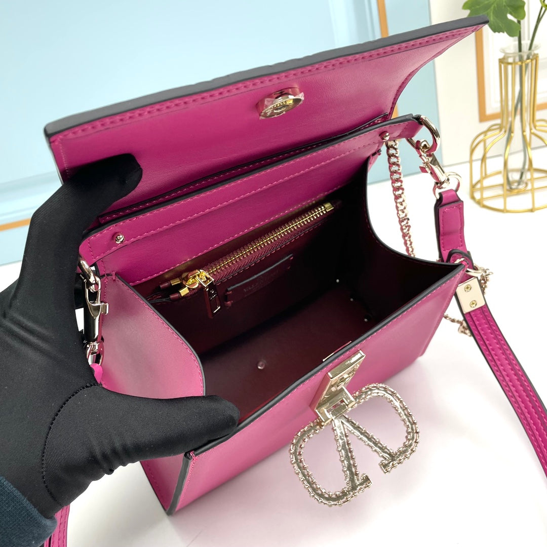 7 Colorful Crystal Embellished Cowhide Handbag