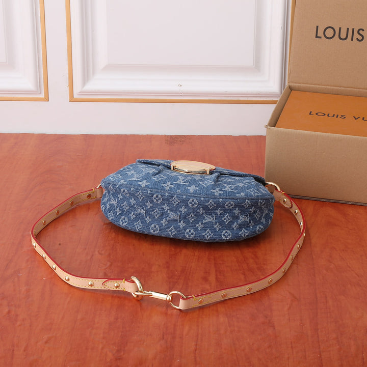 Seasonal New Denim Underarm Bag-46829