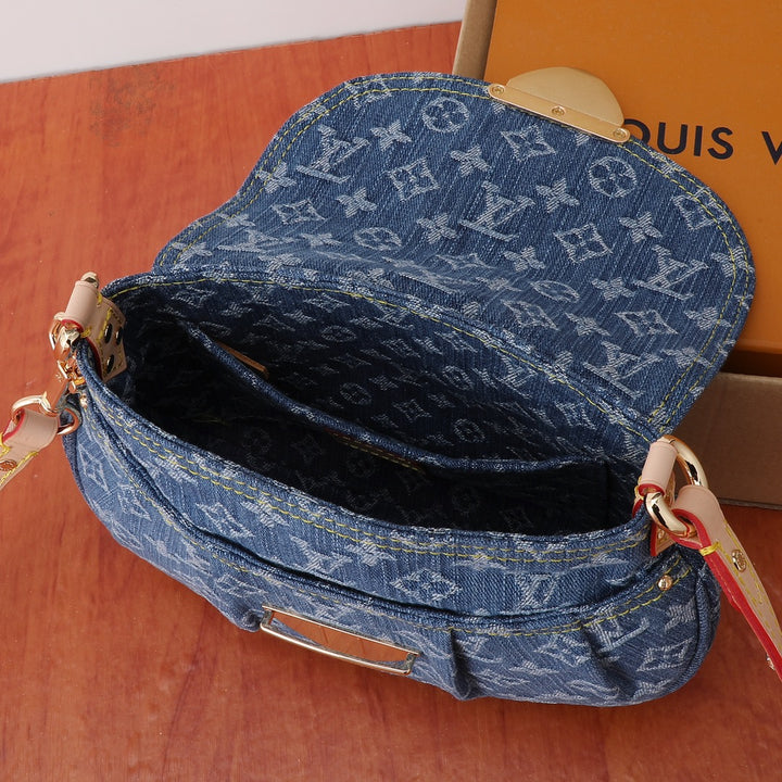 Seasonal New Denim Underarm Bag-46829