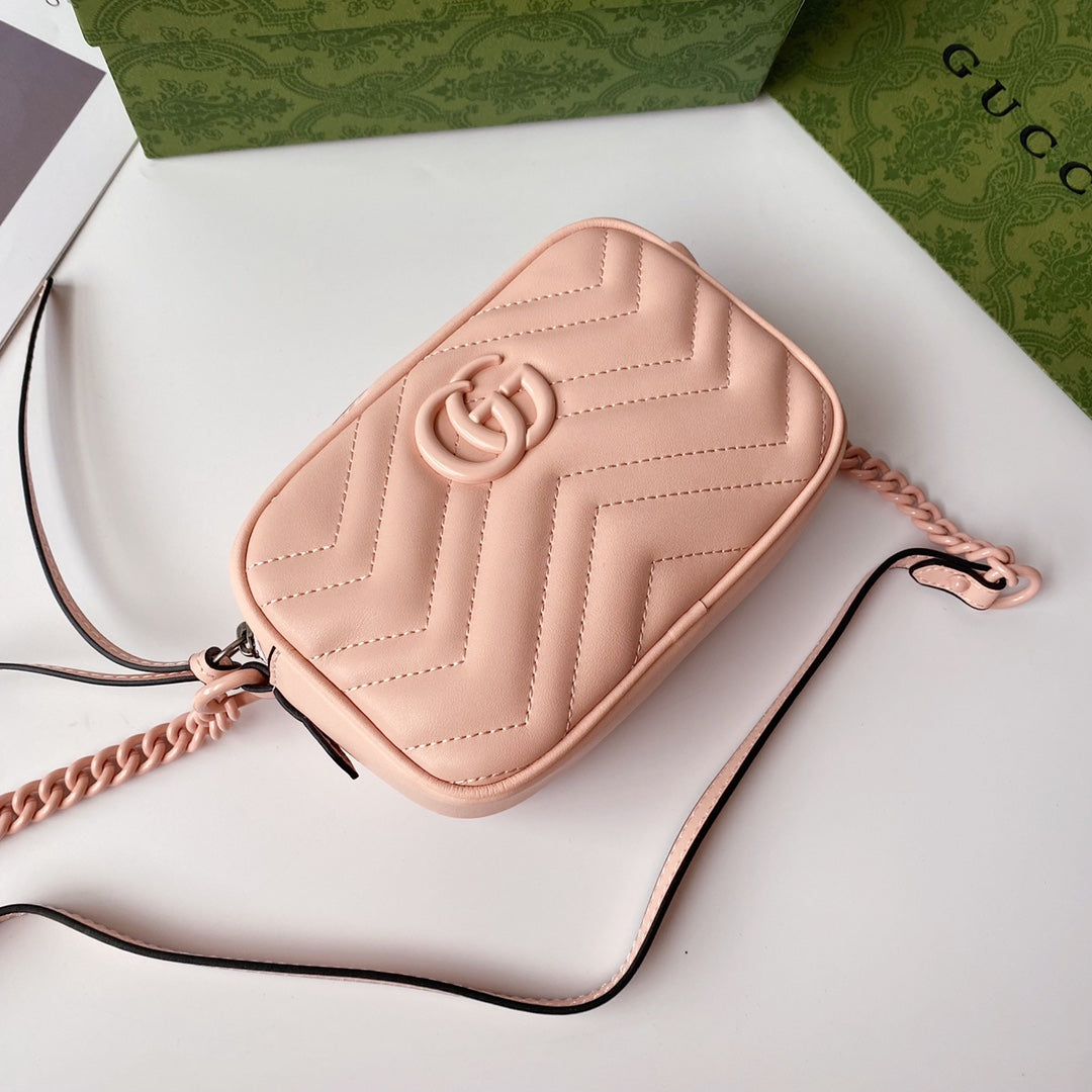 Seasonal New - Pink Exclusive Logo Shoulder Bag