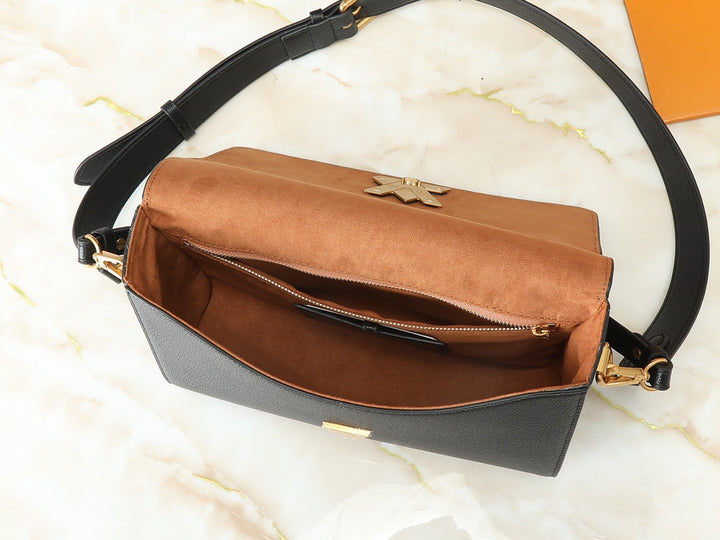 3 Colors - Soft Cowhide Handbag