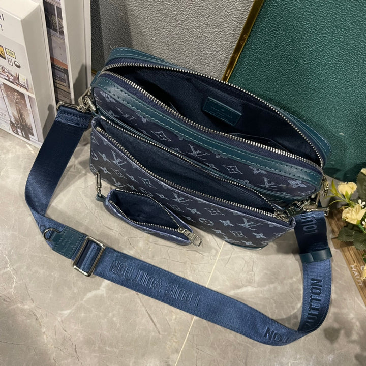 2 Colors - Classic Pattern Gradient Messenger Bag