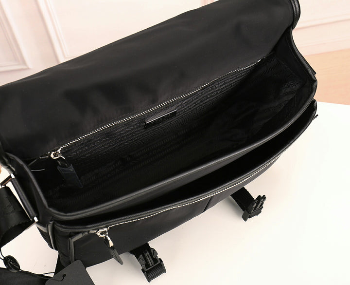 Large Classic Fashion Flap Shoulder Bag