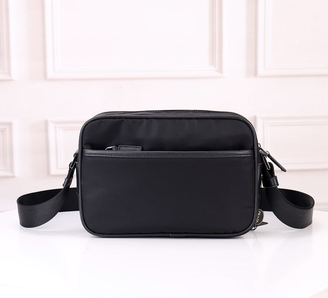 Classic Fashion Men's Shoulder Bag