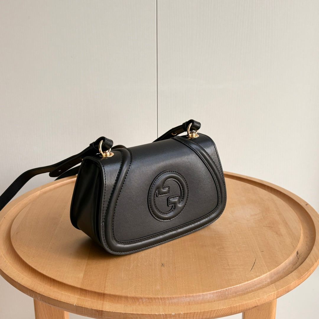 6 Colors - Classic Simple Saddle Bag