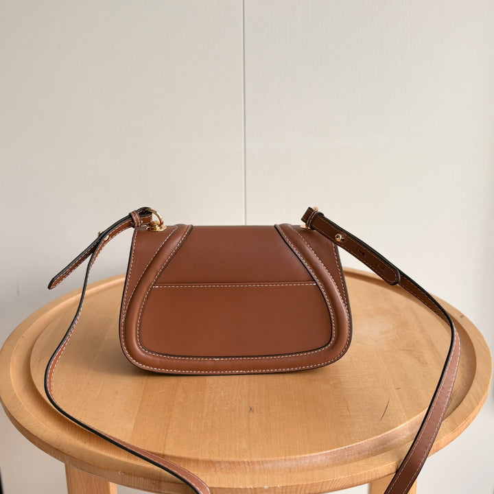 6 Colors - Classic Simple Saddle Bag