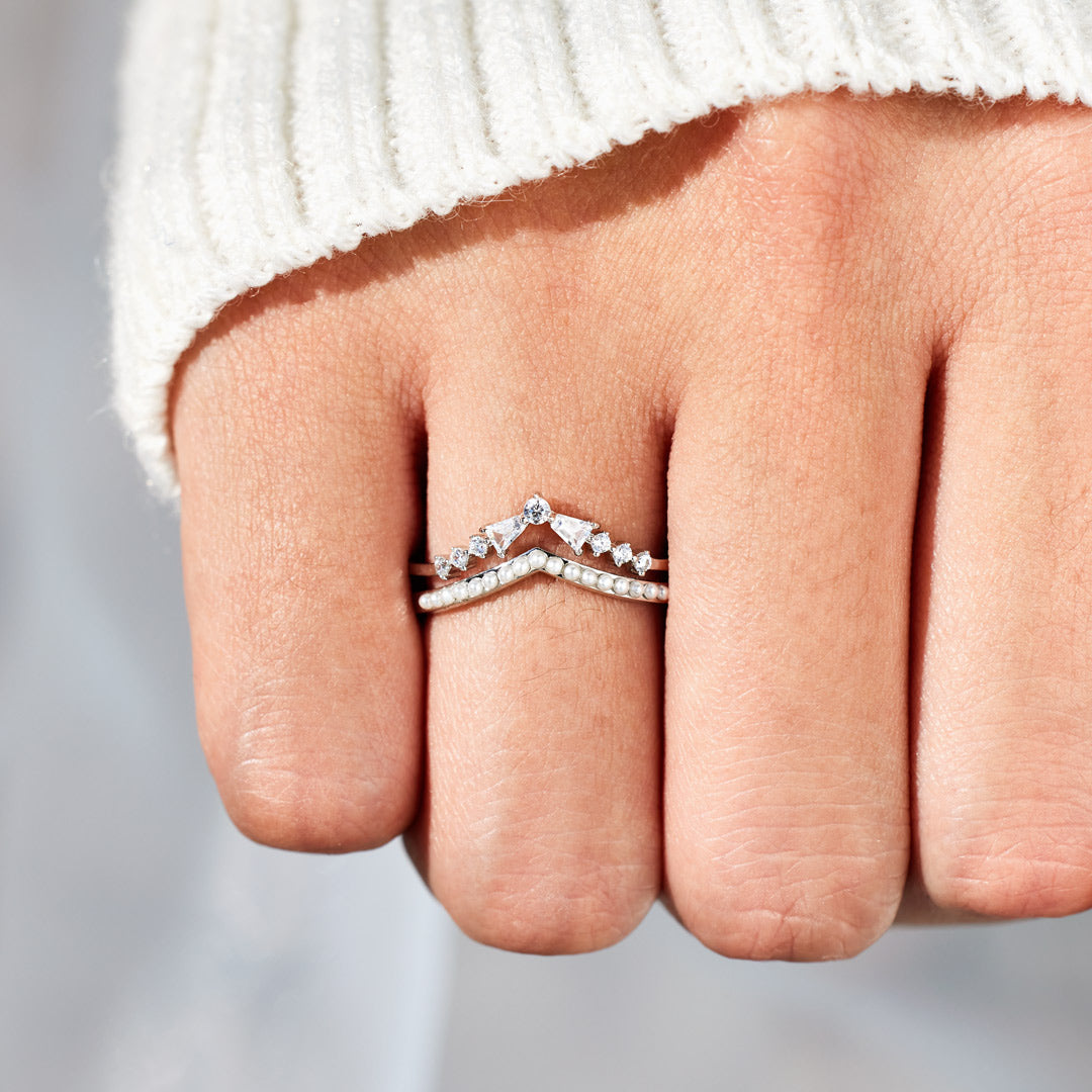 A Princess Minimalist Tiara Ring