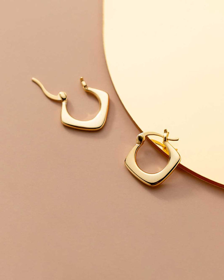 Arya Square Hoop Earrings