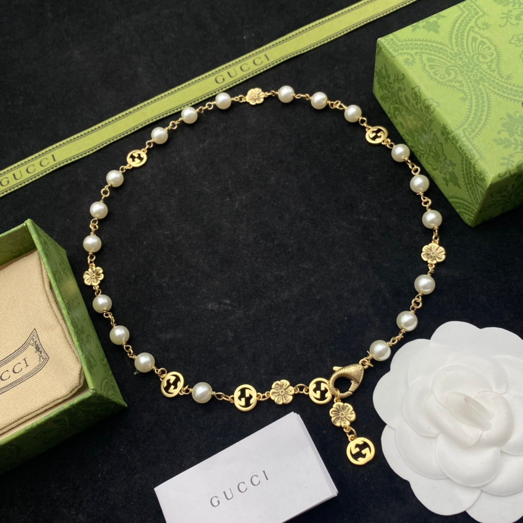 New double flowers pearl temperament vintage necklace bracelet