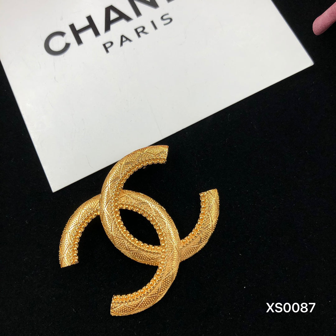 2024 Gold Double C Minimalist Brooch