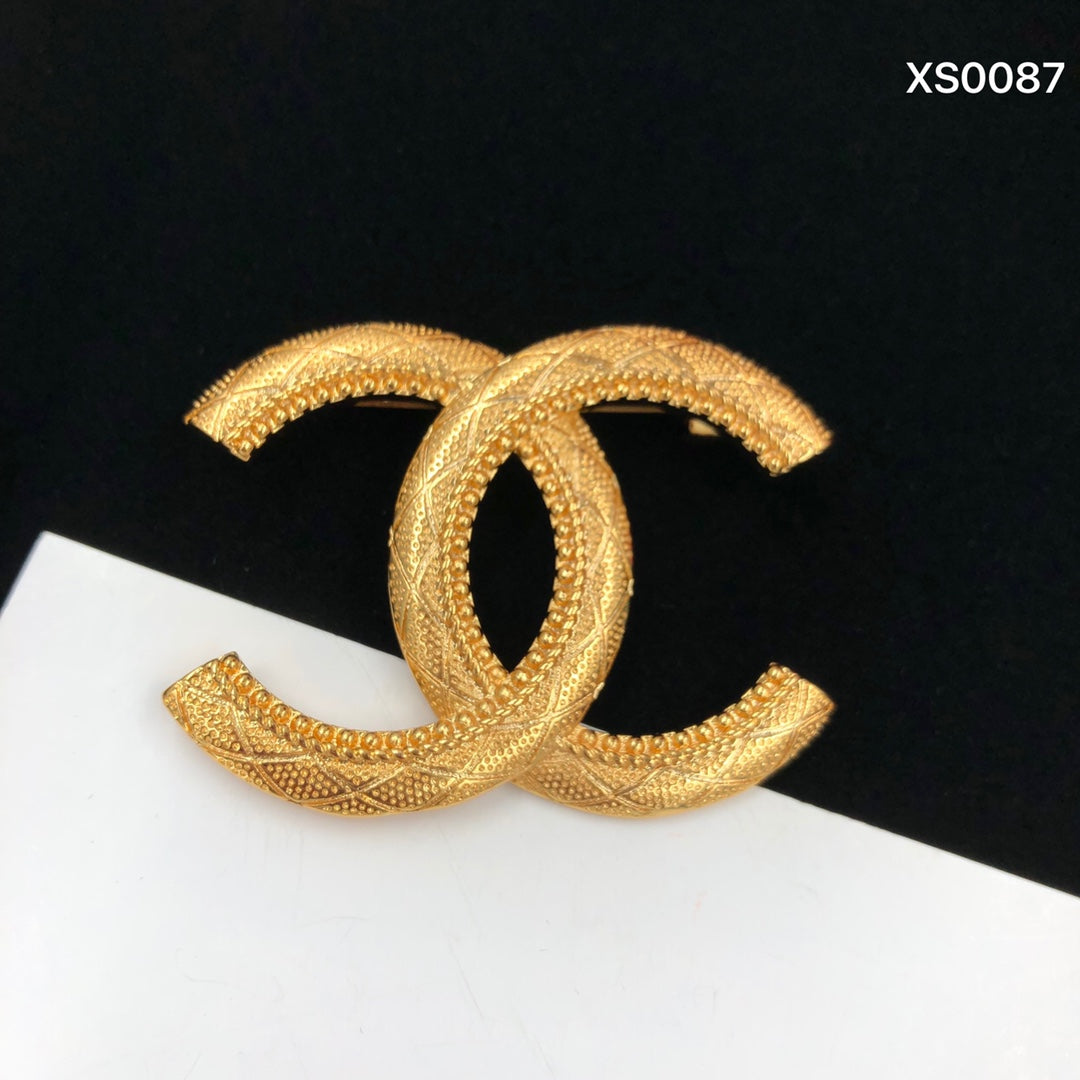 2024 Gold Double C Minimalist Brooch