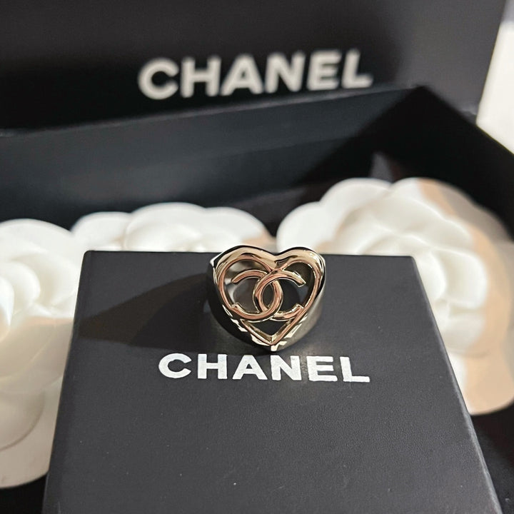 Luxury Double C Heart Cutout Ring