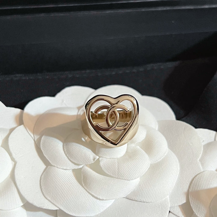 Luxury Double C Heart Cutout Ring