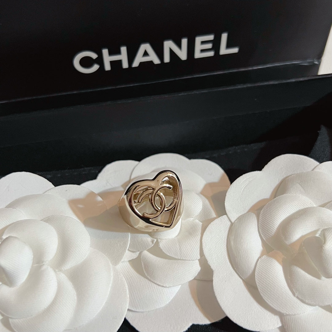 Luxury Double C Heart Cutout Ring