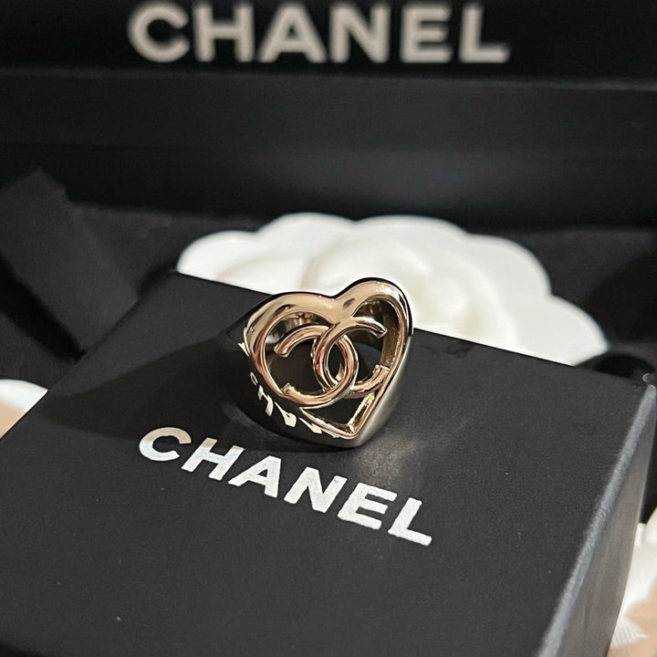 Luxury Double C Heart Cutout Ring