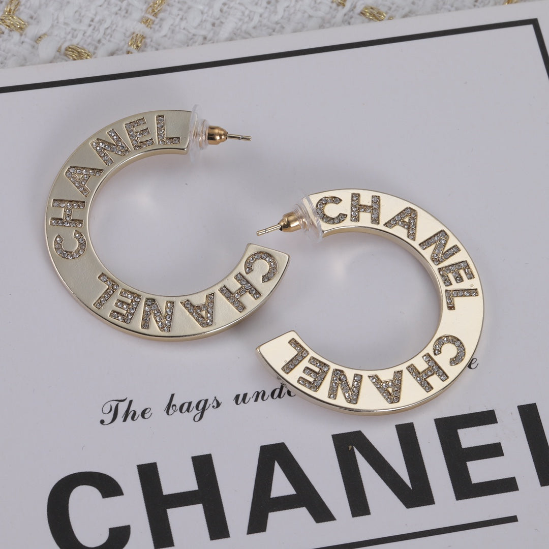 Fashion Double C Letter Earrings