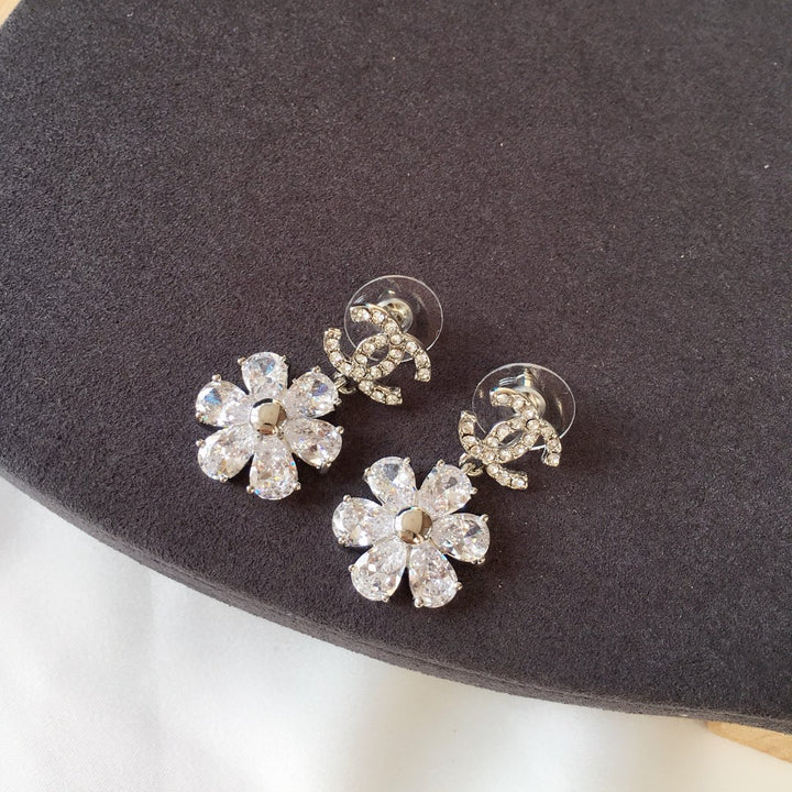 Luxury Rhinestone Flower Earrings