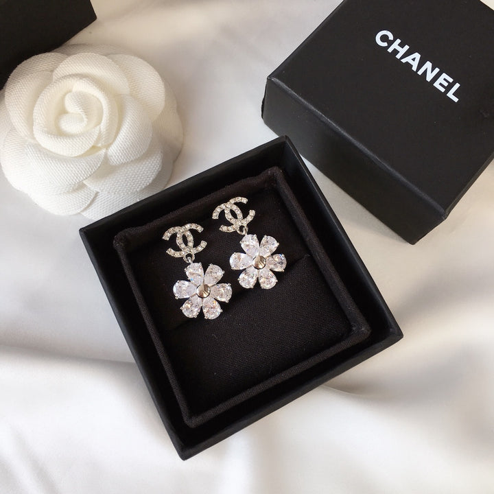 Luxury Rhinestone Flower Earrings