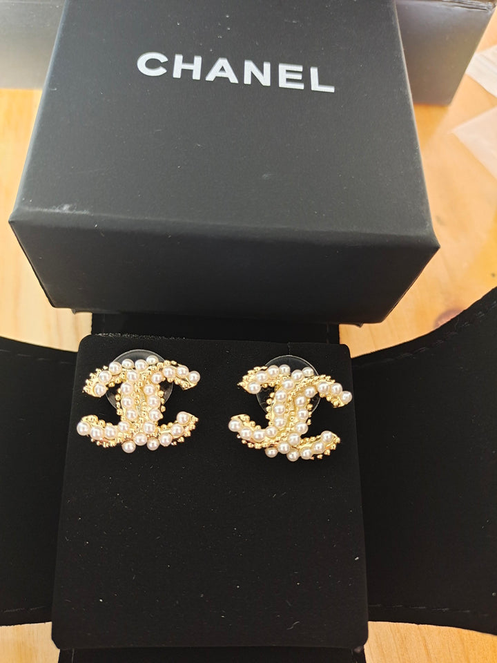 Fashion Double C Pearl Earrings