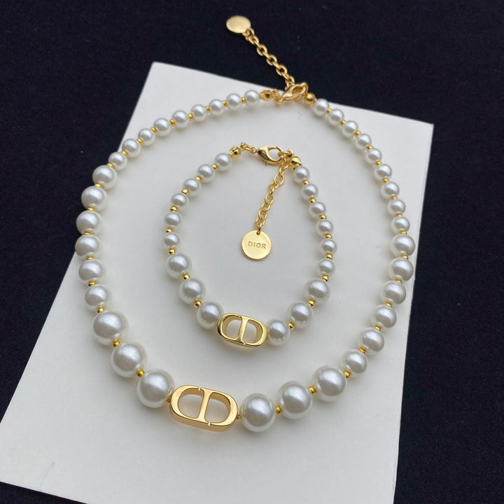 snow white pearl necklace bracelet set