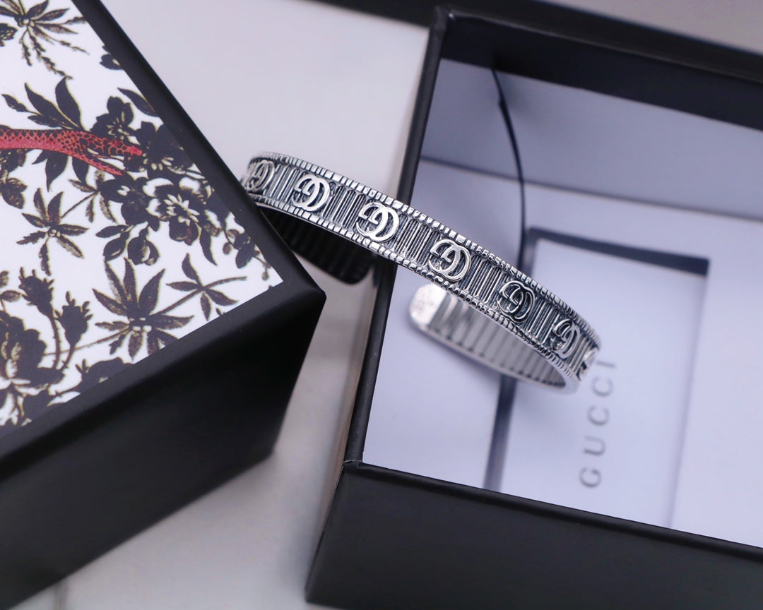 Classic Silver Letter Print Bracelet