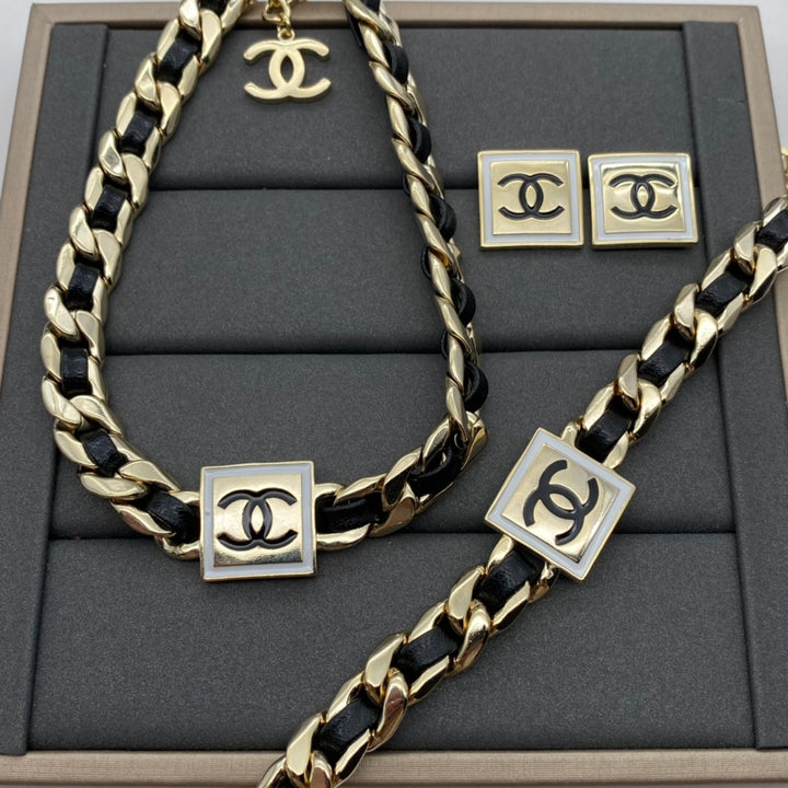 Luxury CC Square Necklace Set