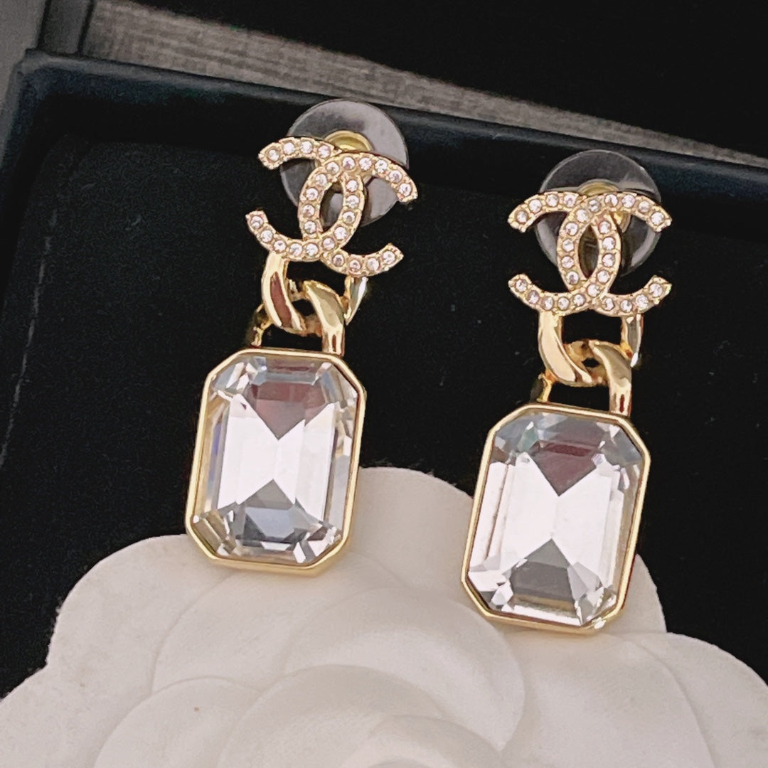 Luxury high-end double C pearl earrings