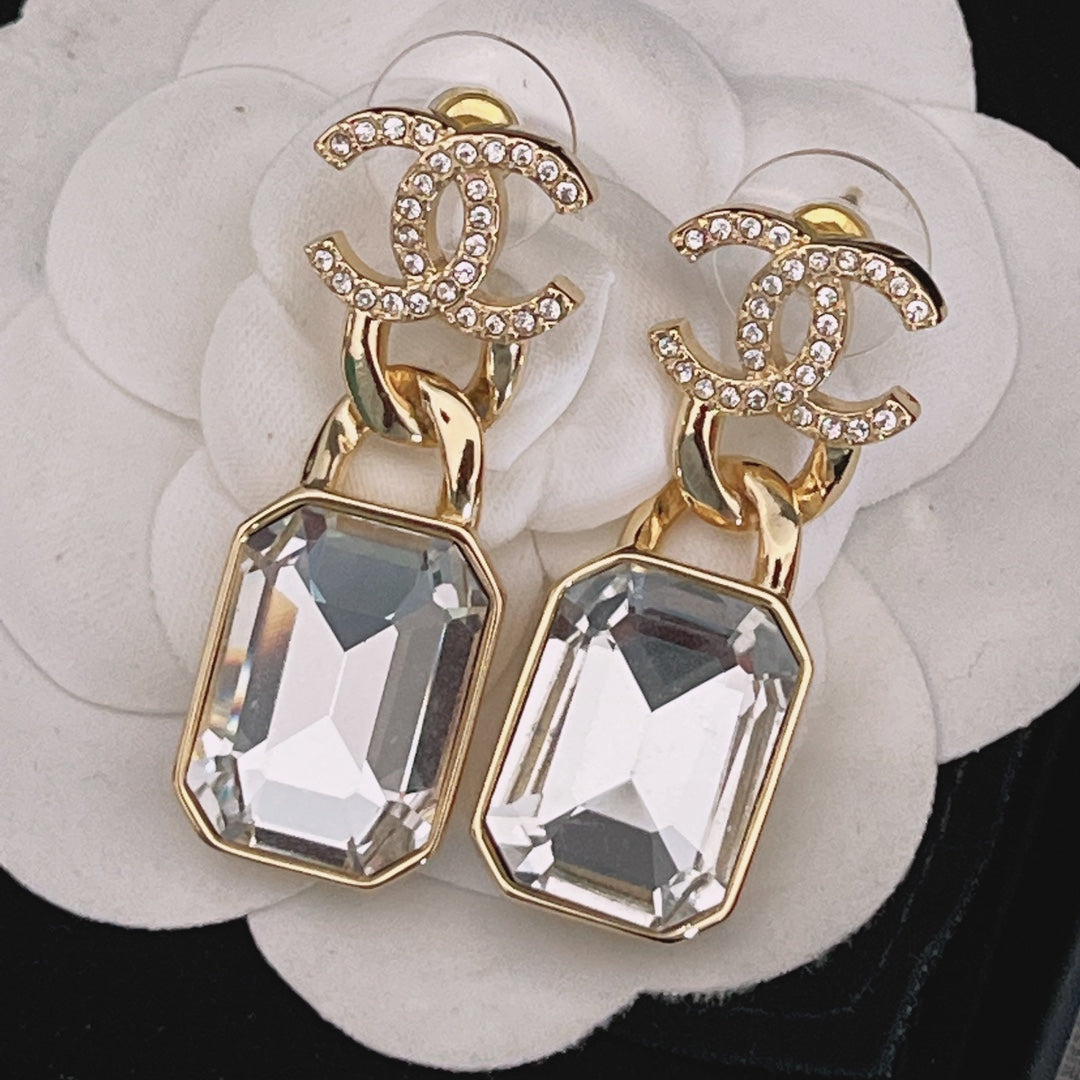 Luxury high-end double C pearl earrings