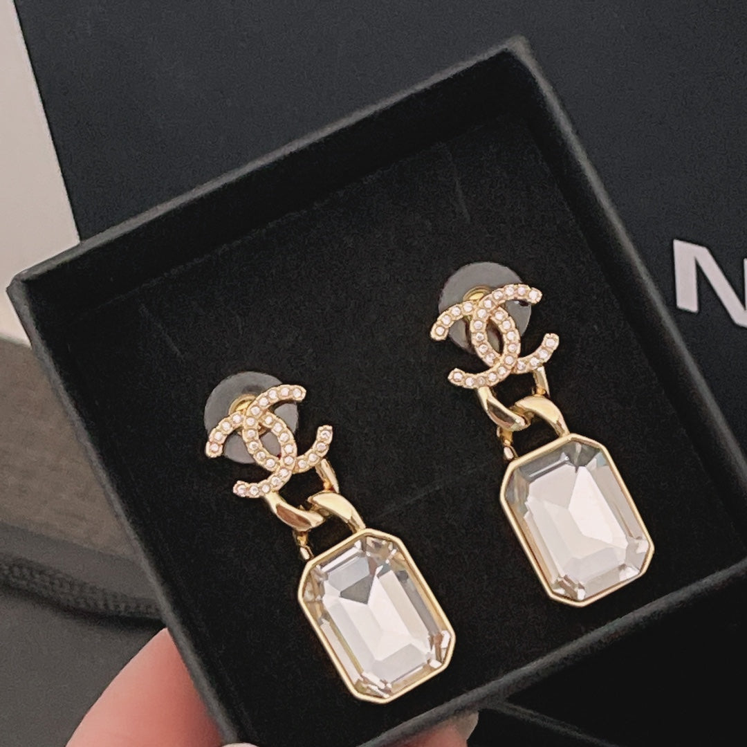 Luxury high-end double C pearl earrings