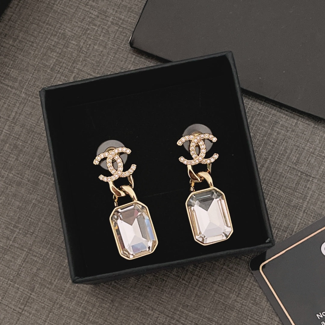 Luxury high-end double C pearl earrings