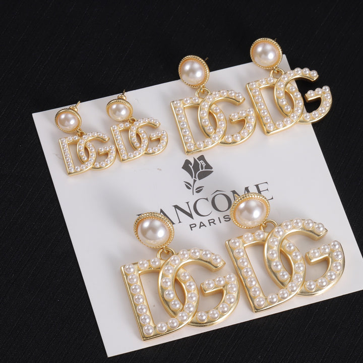 luxury DG letter full pearl size earrings