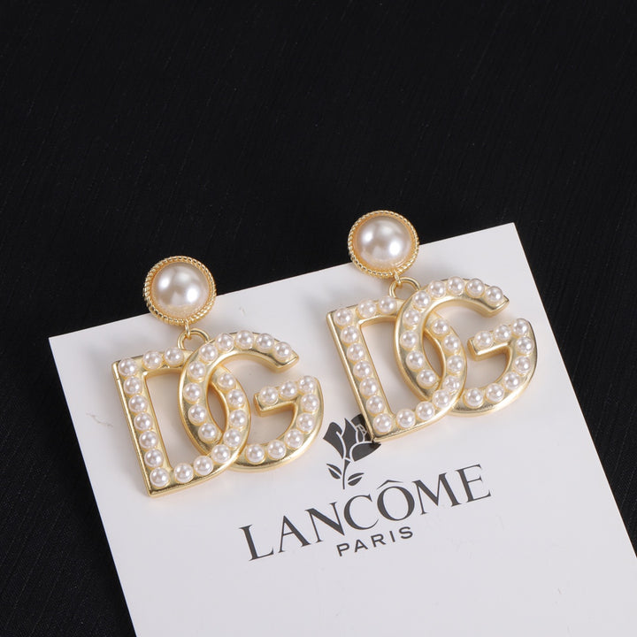 luxury DG letter full pearl size earrings