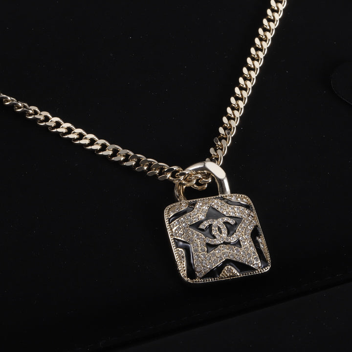 Luxury Pentagram Rhinestone Pendant Necklace