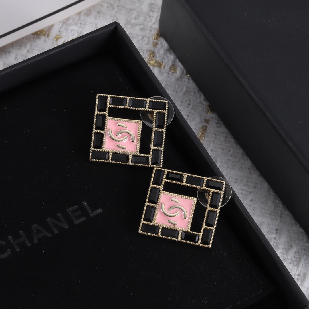 Luxury square black diamond hollow earrings