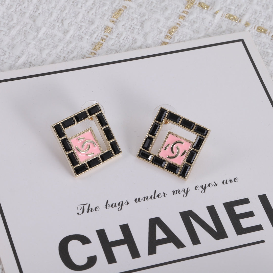 Luxury square black diamond hollow earrings