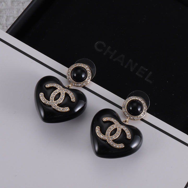 Double C Black Heart Stud Earrings