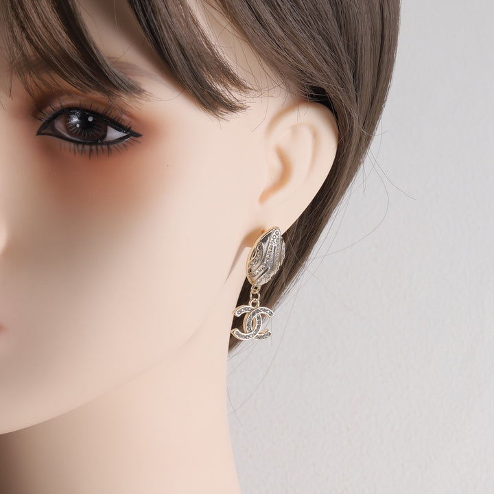 Irregular Double C Dangle Earrings