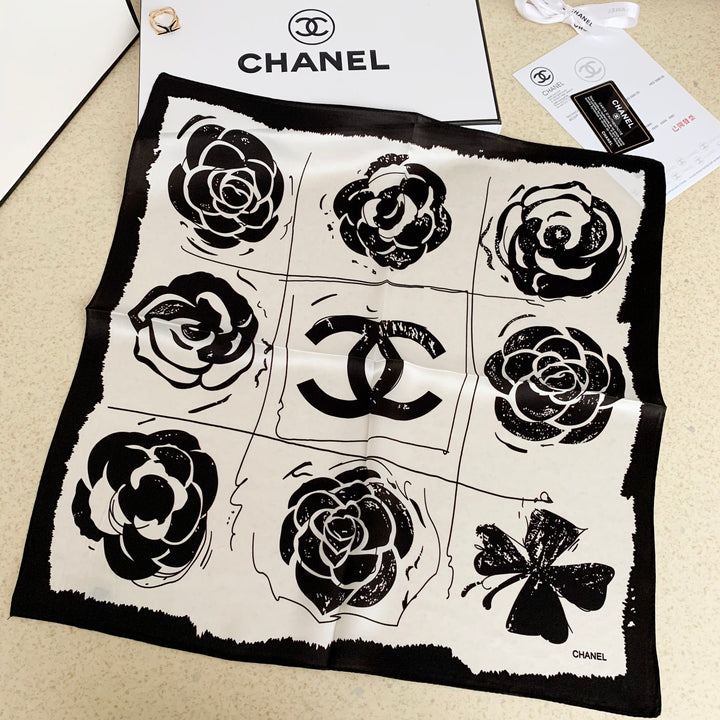 Double C Small Square Towel