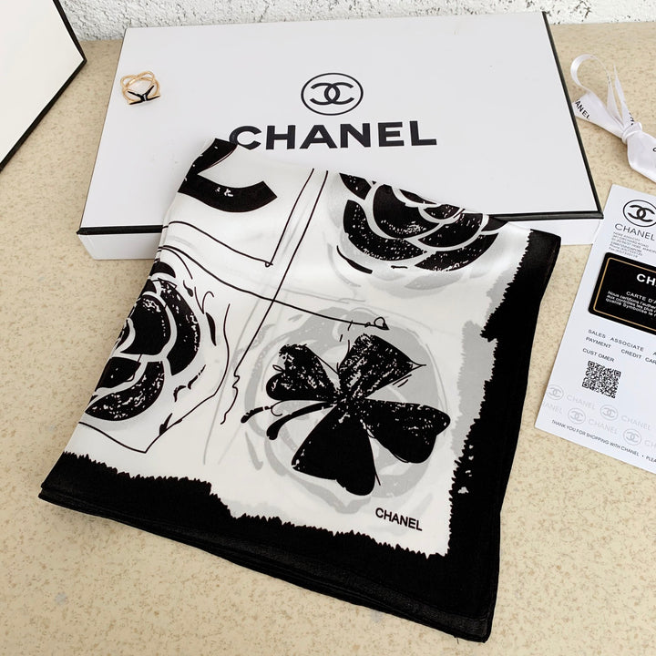 Double C Small Square Towel