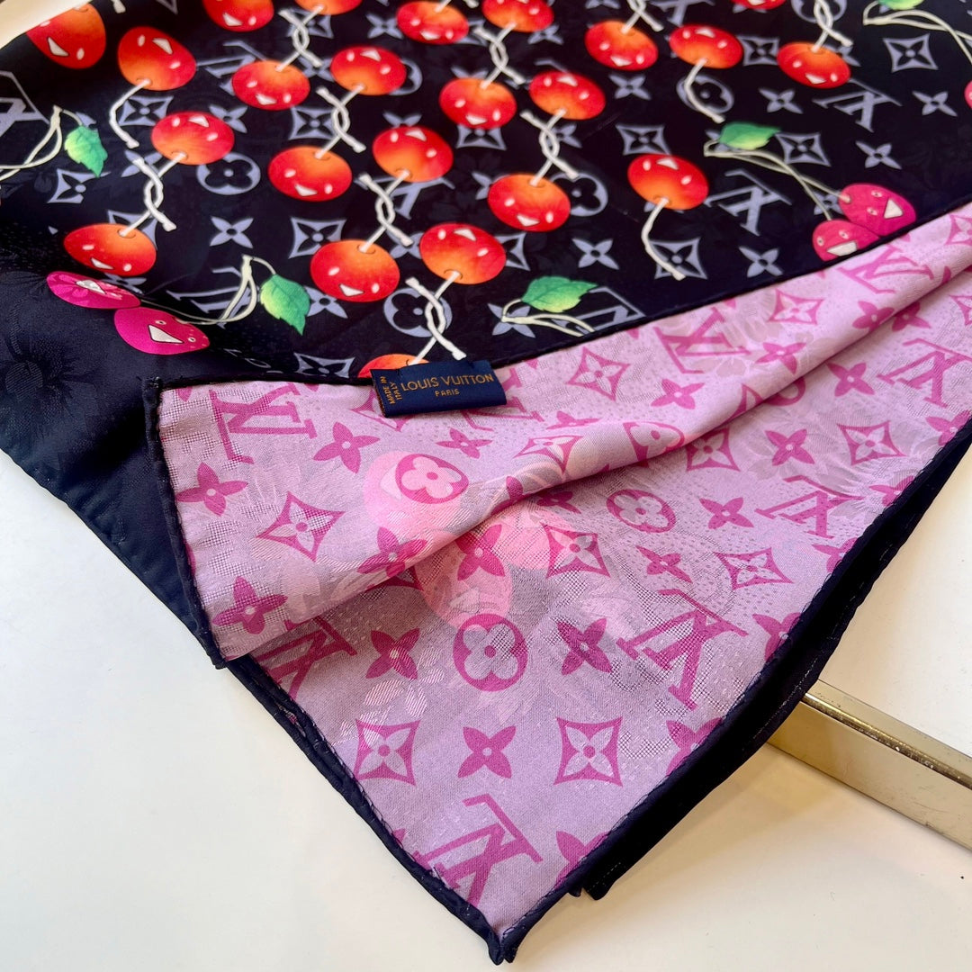 High-level double-sided flower snail silk square scarf