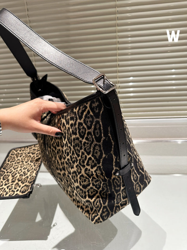 New playful and cute leopard print handbag