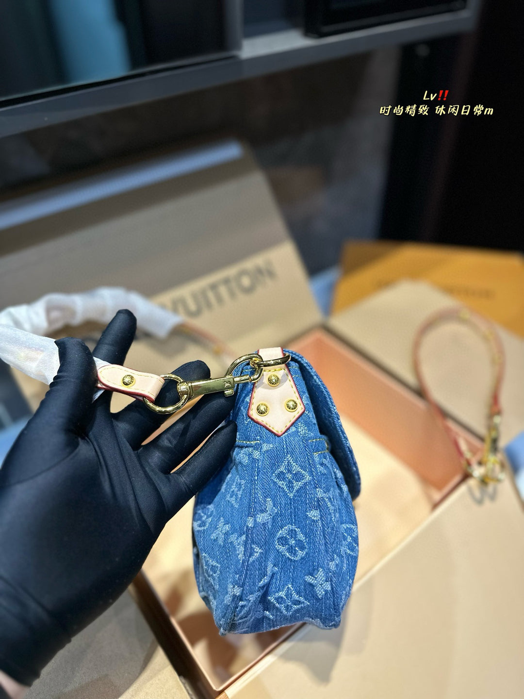 Exquisite Blue Ocean Underarm Bag