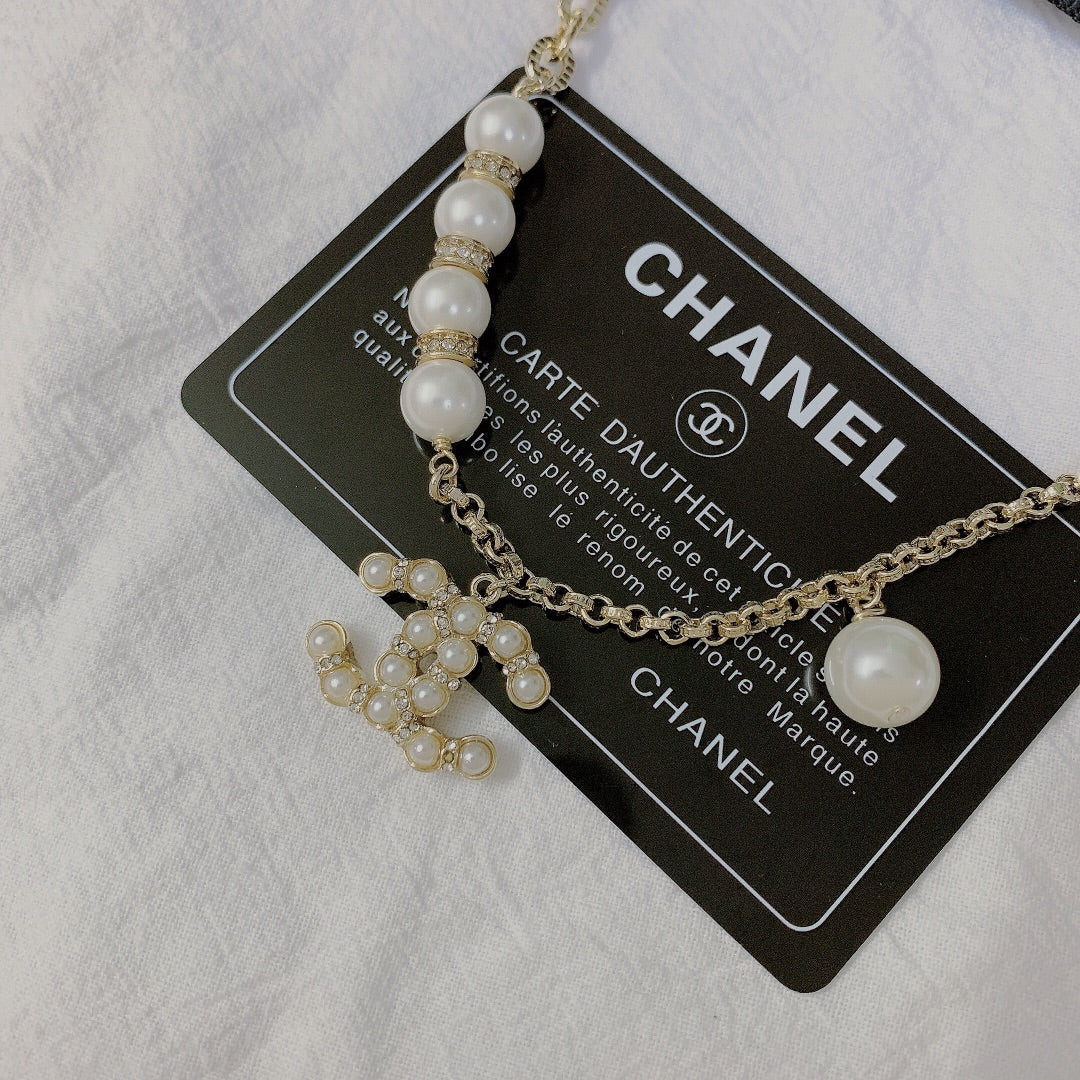 Fashion Pearl Double C Bracelet