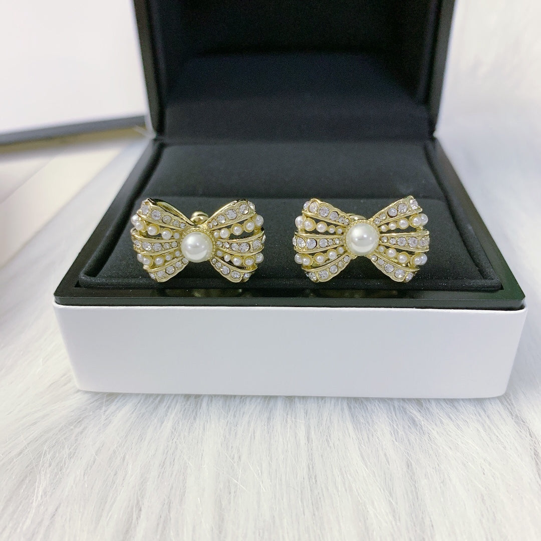 luxury bow pearl earrings